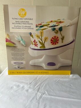 Wilton White Cake Turntable with Purple Swirl
